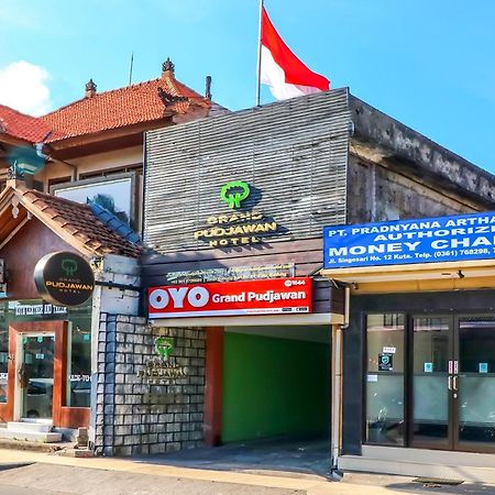 Capital O 1666 Grand Pudjawan Hotel Near Kuta Beach Exterior foto