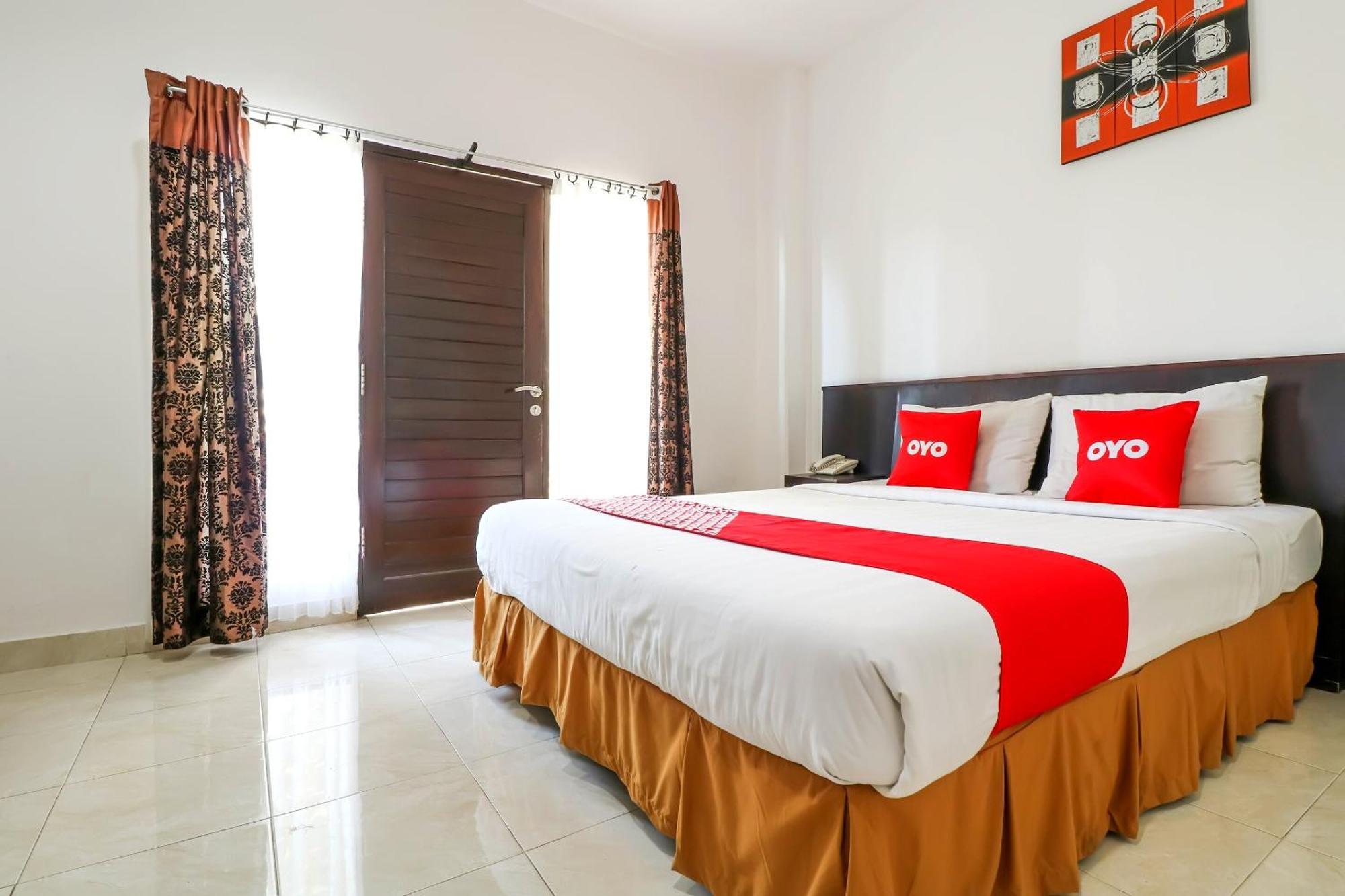 Capital O 1666 Grand Pudjawan Hotel Near Kuta Beach Exterior foto